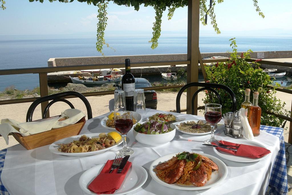 Ilia Mare Hotel Exterior photo